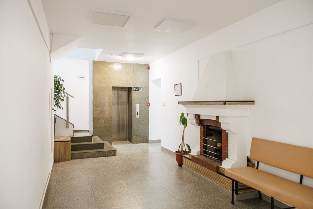 Cladire Birouri- Office Premium
