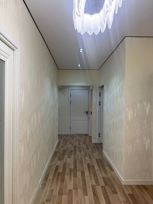 5/5/5. Сергели 2. Квартира 105 м². Метро "Turon" - 500 м.