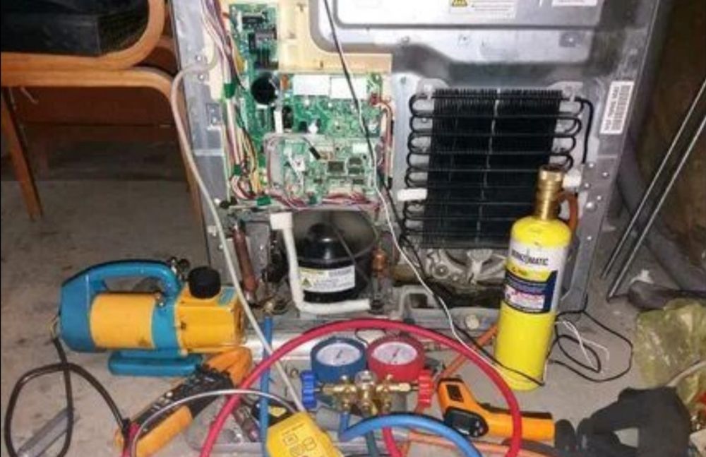 Ремонт холодильников