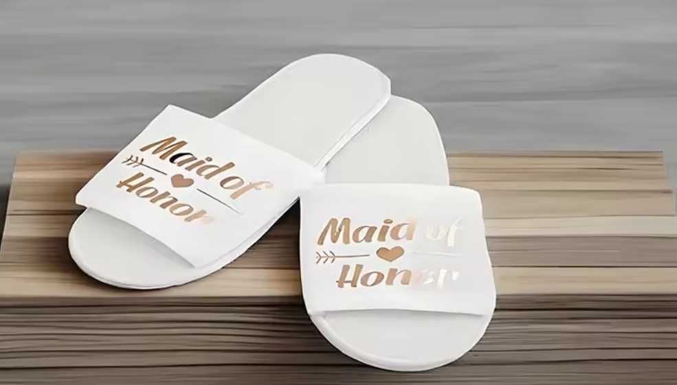 Кума комплект: Сатенен халат и туту L+ Пантофи +ластик+слънчеви очила