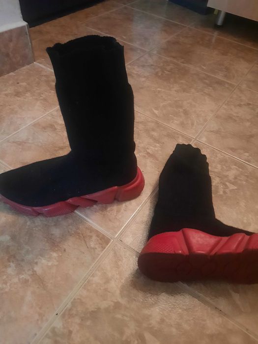 Adidas , încălțăminte sport