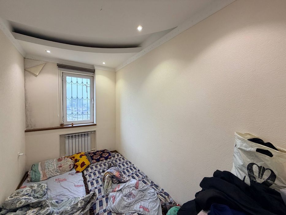 Yunusobod Bodomzor 3 xonali uy srochna sotiladi