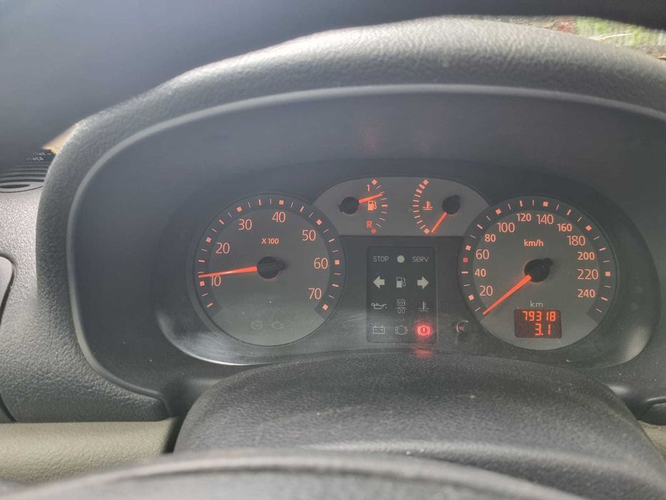RENAULT Clio 2005 — imagine 4