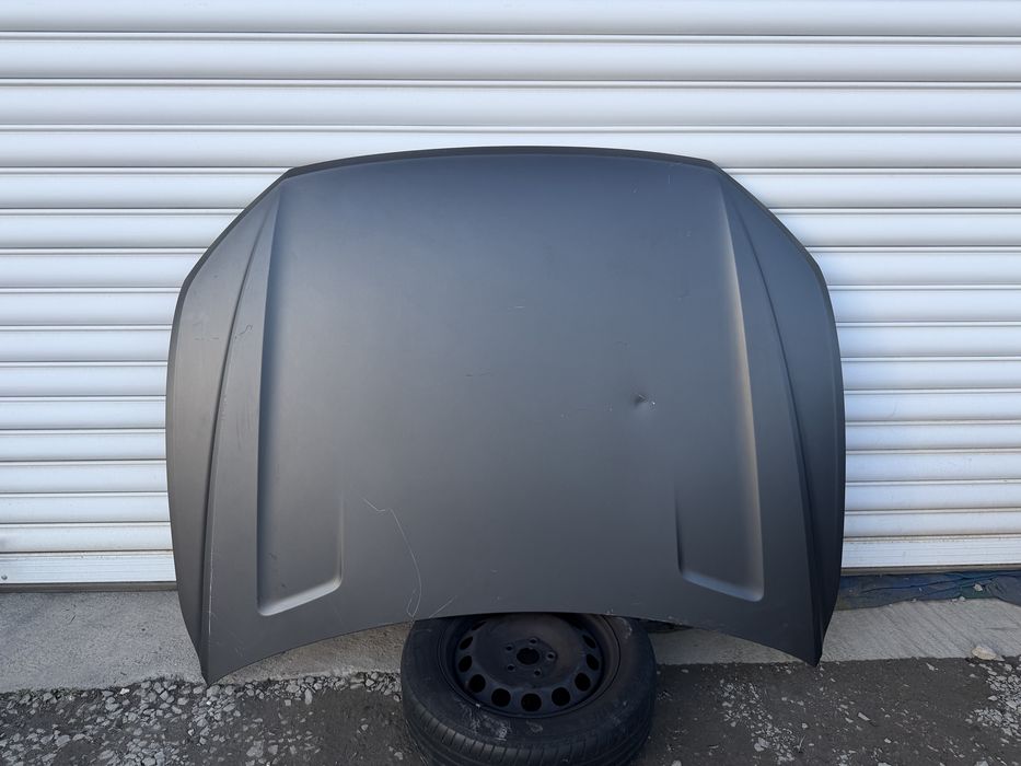 Преден капак за VW Touareg (2018-2026)