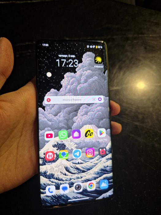 Продам смартфон Vivo v30. 256гб