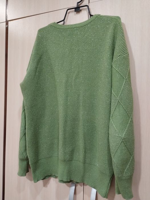 Пуловер в зелено XXL