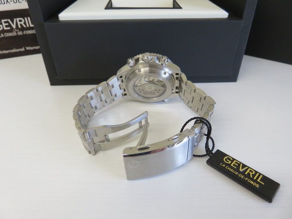 Gervil 48810B Мъжки часовник