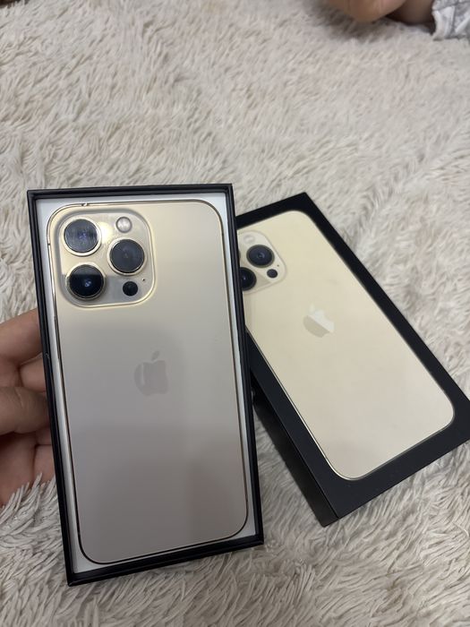 Продам айфон 13 про