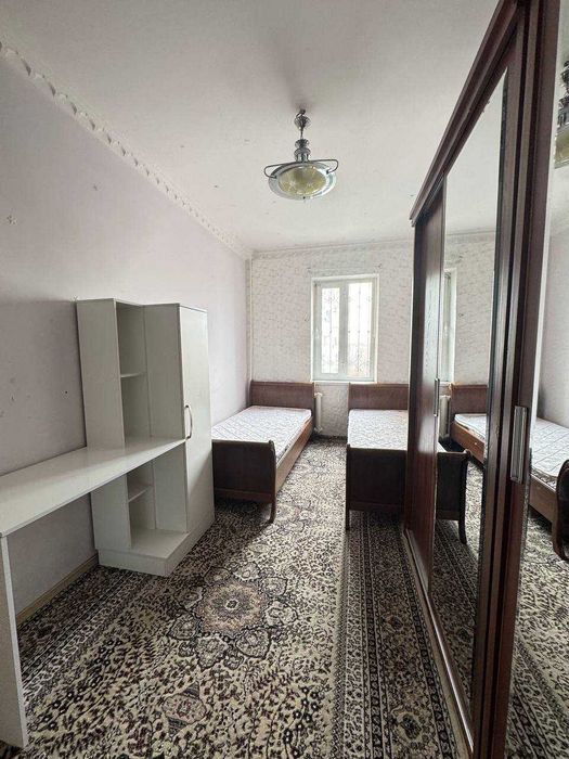 Юнусобод 4 кварталда 4 хоналик уй ижарага берилади