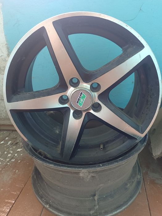 Продам литые диски