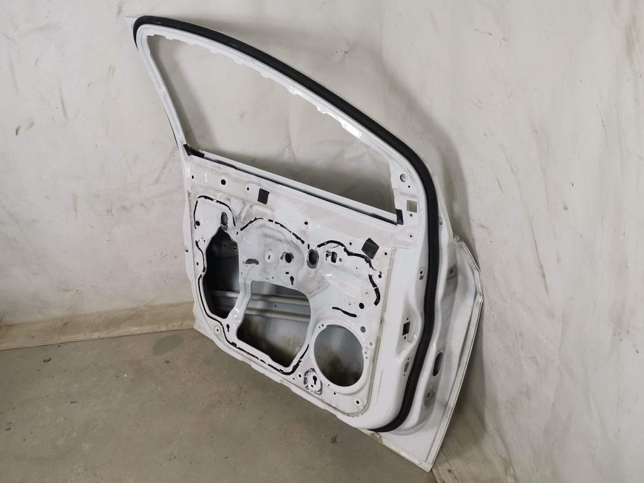 Ляв преден капак / Lqv preden kapak Ford Focus 3 [ - ], Focus 3 [фейсл