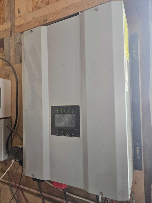 Invertor hibrid 5kw