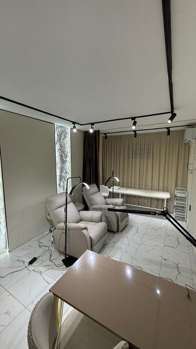 Салон красоты сдам в аренду