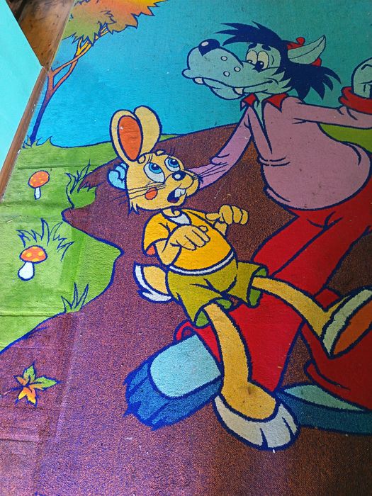 Продаётся ковёр 2,5х3,5