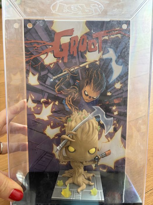 Funko Pop! Marvel Groot Comic Cove