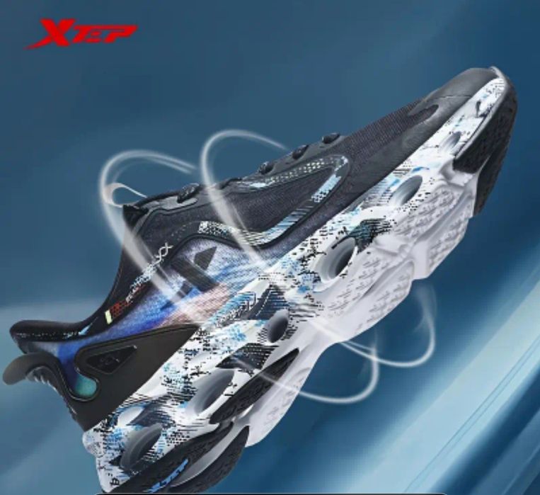 Продам новые кроссовки Xtep