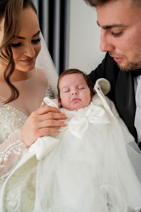 Vand rochie de mireasa