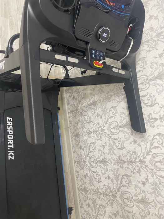 Продам беговую дорожку