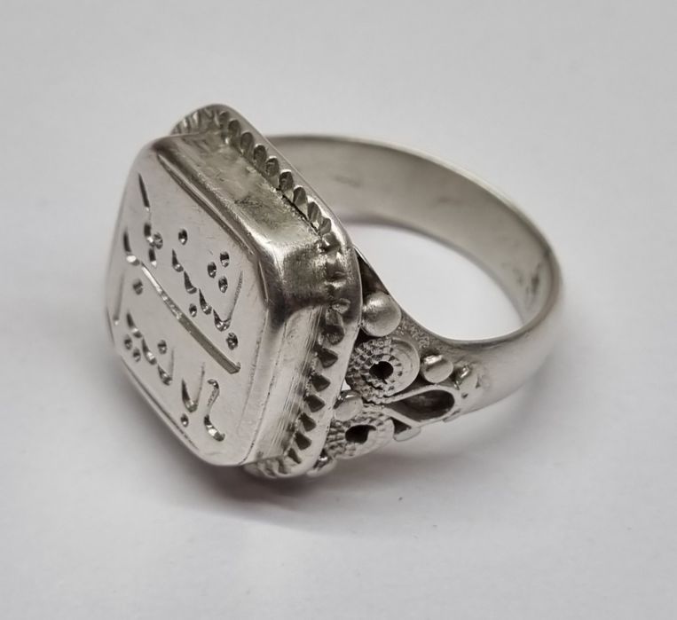 Серебренный перстень
