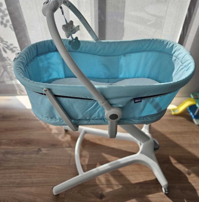 Vând Cosulet multifunctional 4 in 1 Chicco