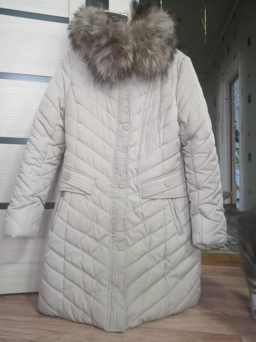 Продам зимний пуховик