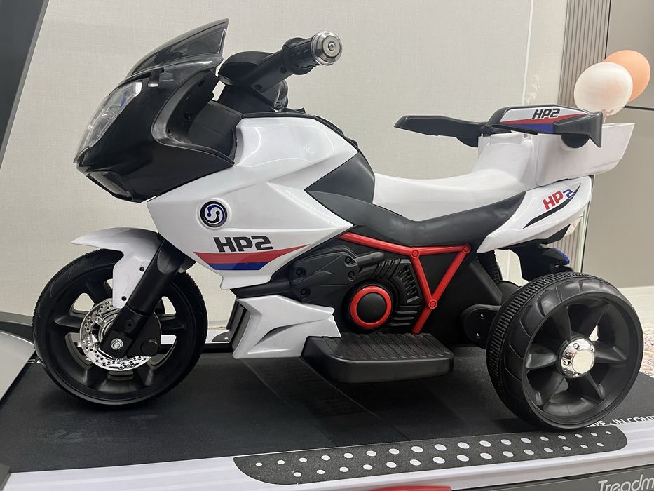 Детский мотоцикл для возраста 2-3