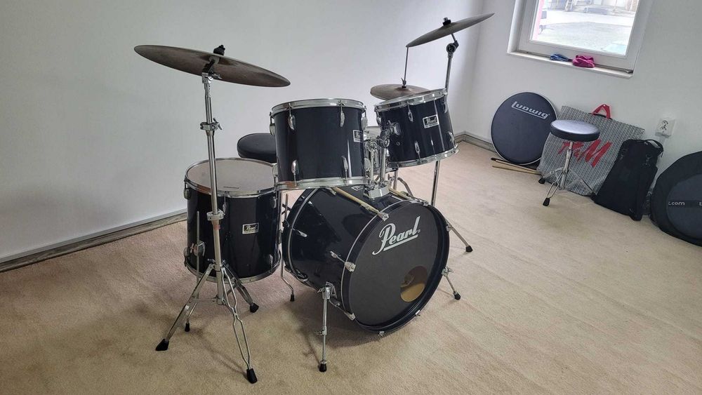 Tobe acustice Pearl Forum Series / Made in Taiwan / Sabian AA Mediu Ride 20'' inclus