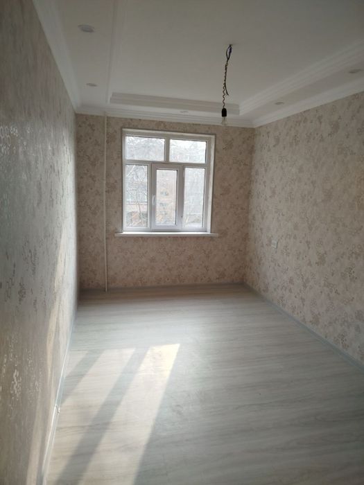 Чирчик продается квартира 3/2/4 евроремонт ипотеку можно