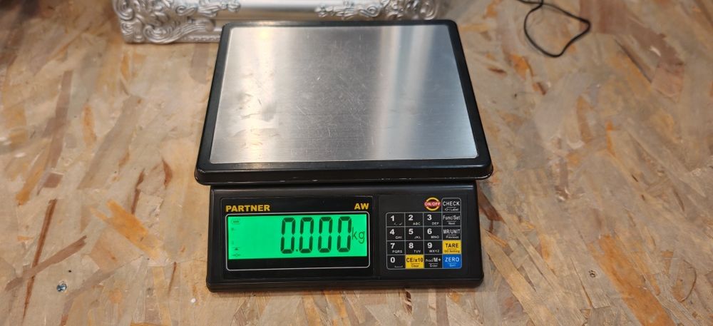 Cantar electronic Profesional Partner AW6000