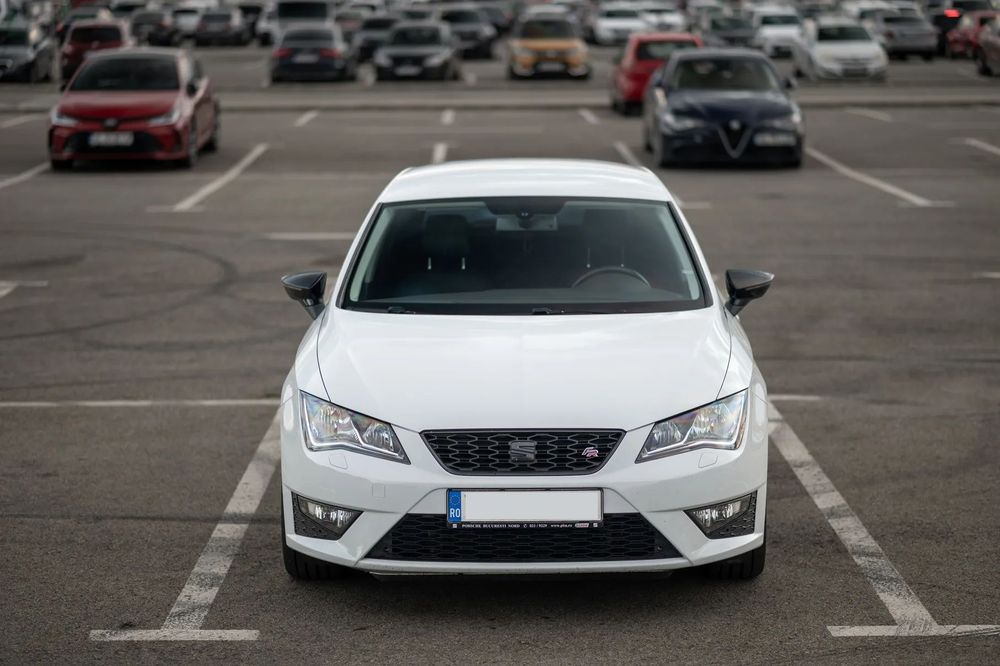 Seat Leon Seat Leon FR 1.4TSI 122CP * Prim proprietar de noua * Istoric complet