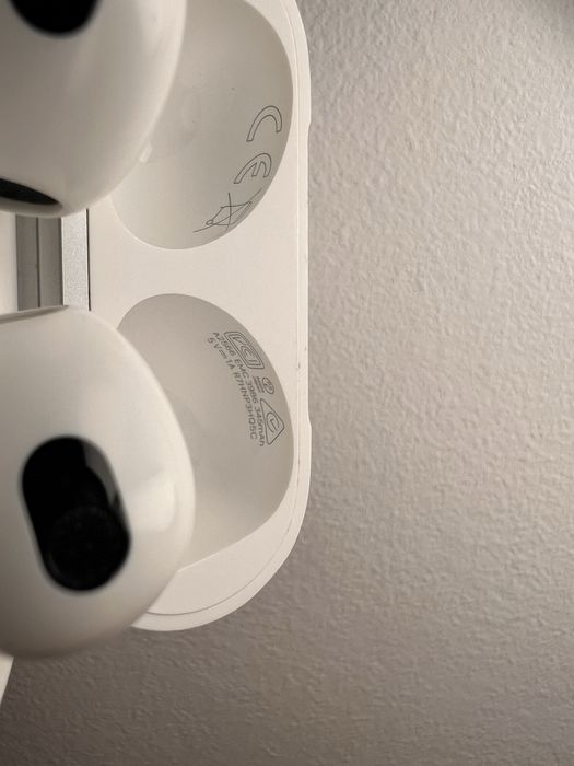 AirPods 3 КАТО НОВИ Istyle