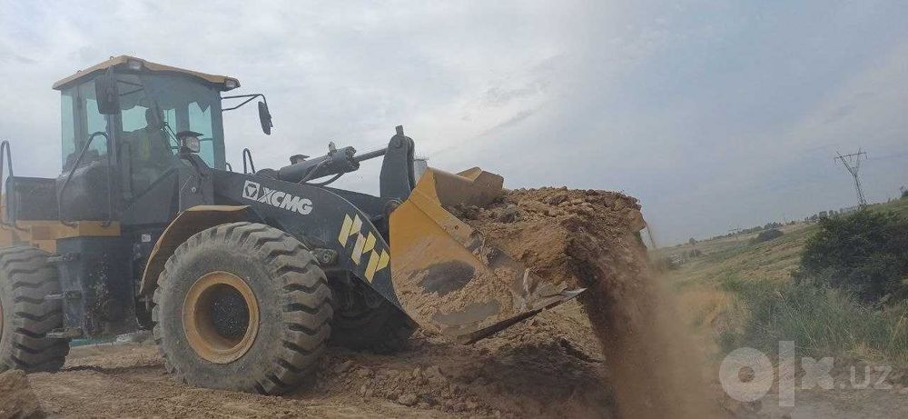Услуги фронтального погрузчика и бульдозера