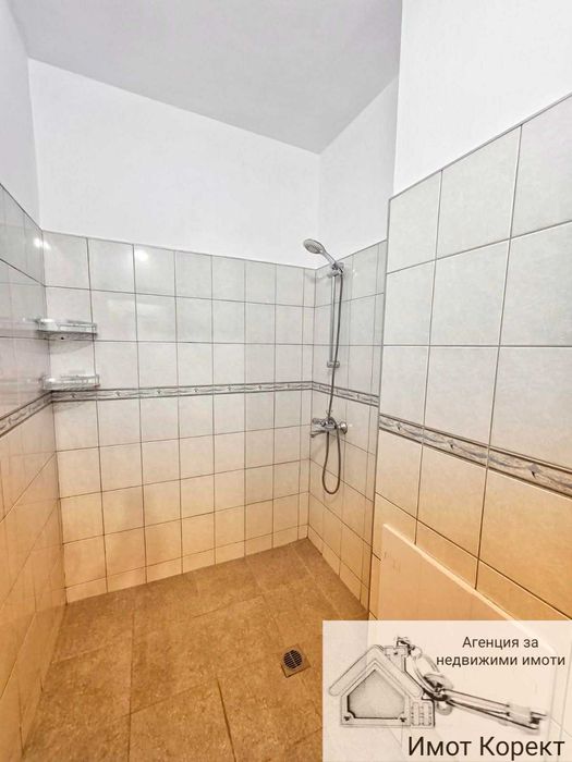Дава се под наем Четиристаен апартамент в Асеновград - 90 кв.м за 348.84 € - Снимка #4