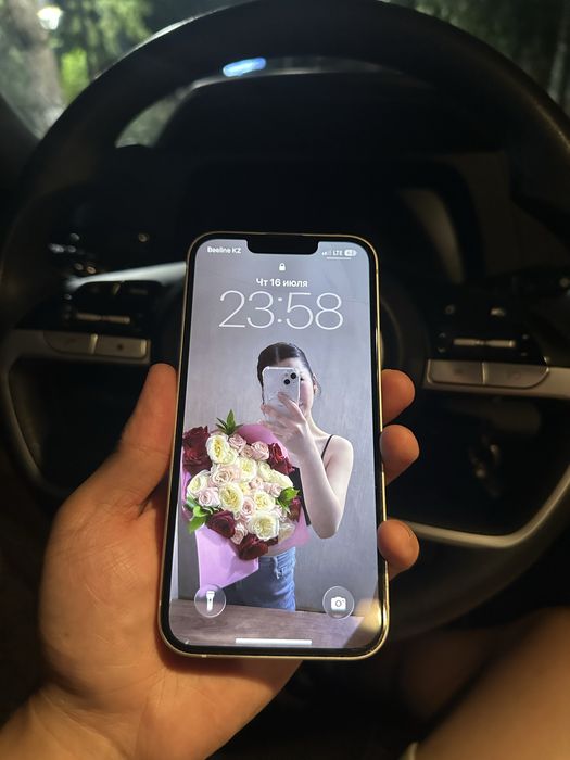 Продам iphone 13 128гб