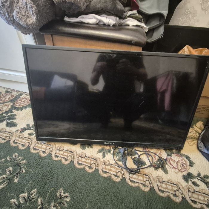 Продам телевизор