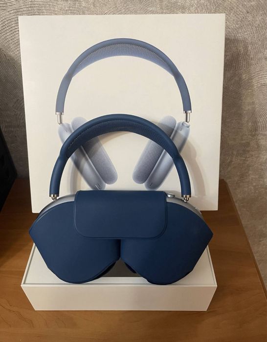 Airpods max blue 1 generation