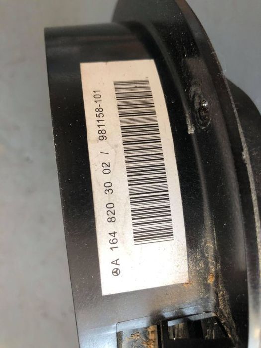 boxa dreapta fata  mercedes m-class ml 350 4matic w164