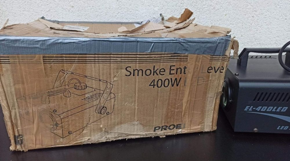 Aparat de fum usor masina proel

plfd400led rgb