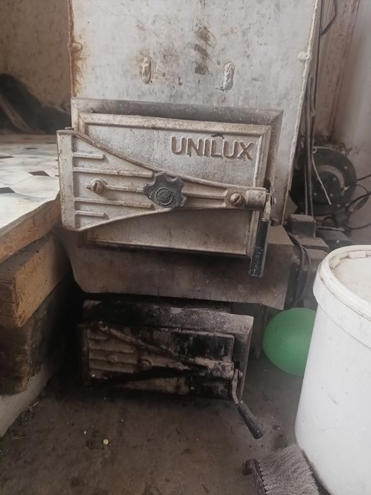 Продам печь длительного горения Uni Lux
