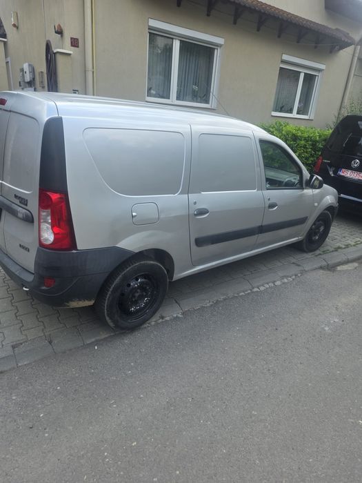 Vând Dacia Logan Van 2 uși laterale stare bună de funcționare