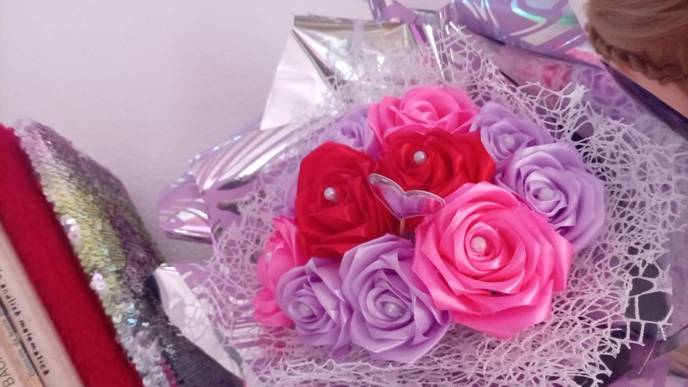 Buchete satin pe comanda  IG: Trandafiri_satin16