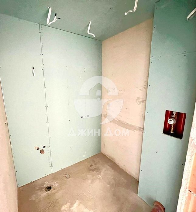 Продава се Двустаен апартамент в Бургас, Изгрев - 60 кв.м за 1915 €/кв.м - Снимка #2