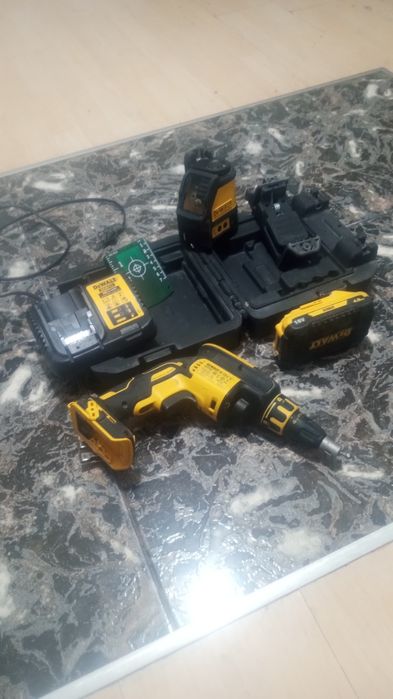 Scule dewalt profesionale