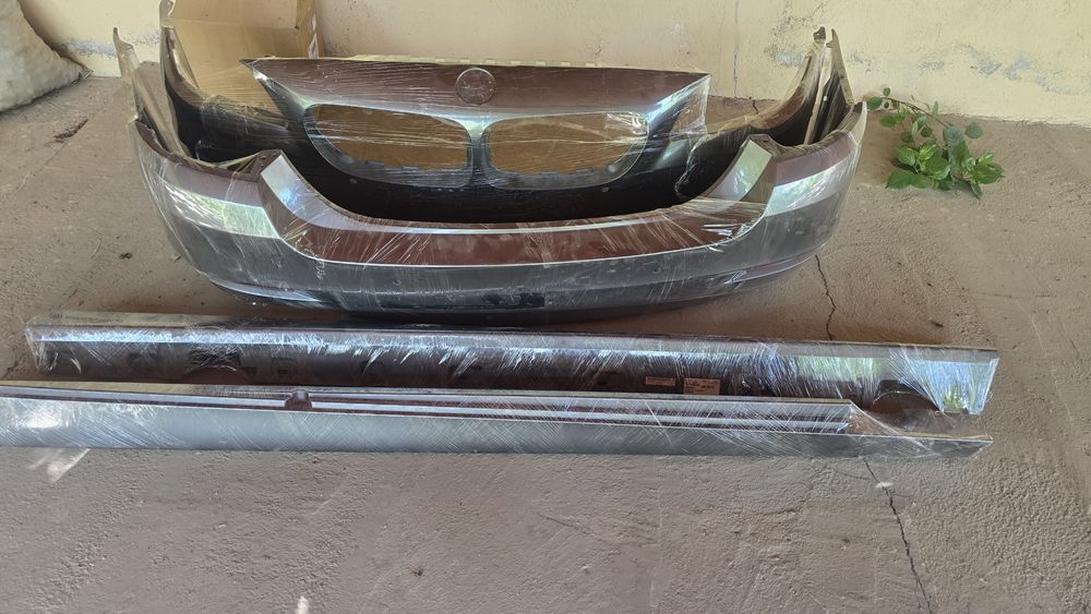 Бампер В сборе на БМВ ф10