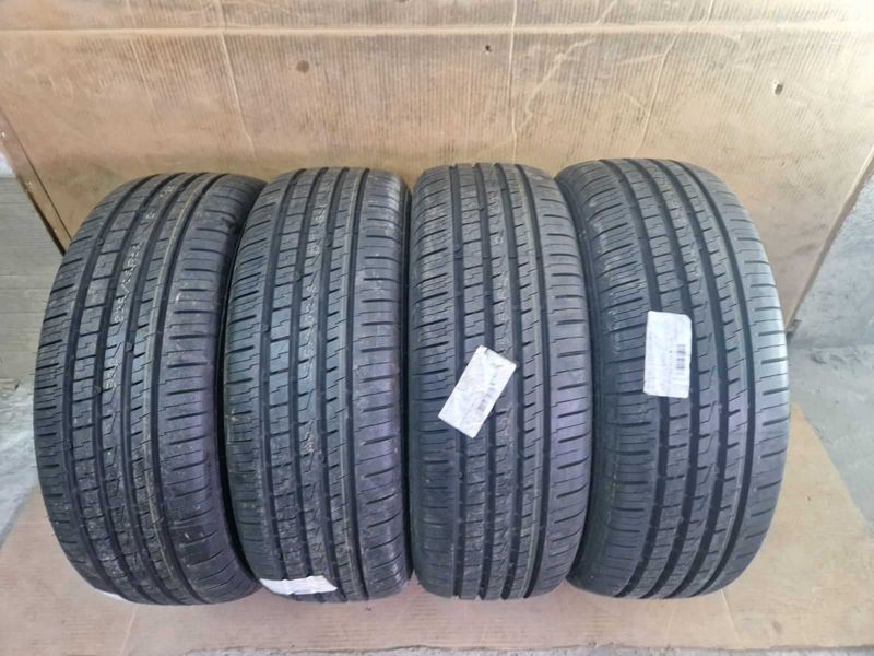 4 Duraturn R18 235/60
нови летни гуми
DOT4823