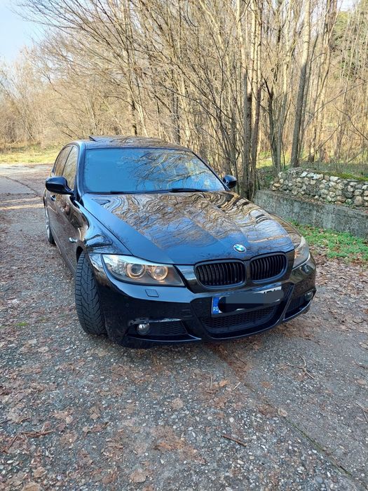 BMW 3 Series 2011