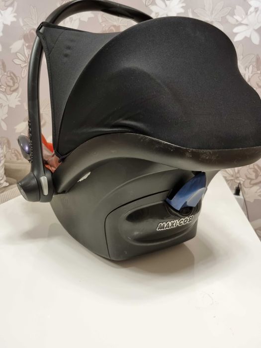 Столче - кош за бебе Maxi Cosi