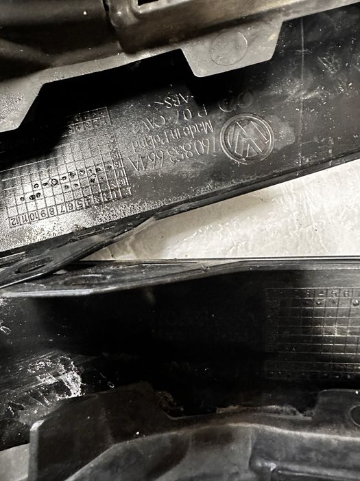 Grilă stânga dreapta bară față vw touareg 3 r linne.