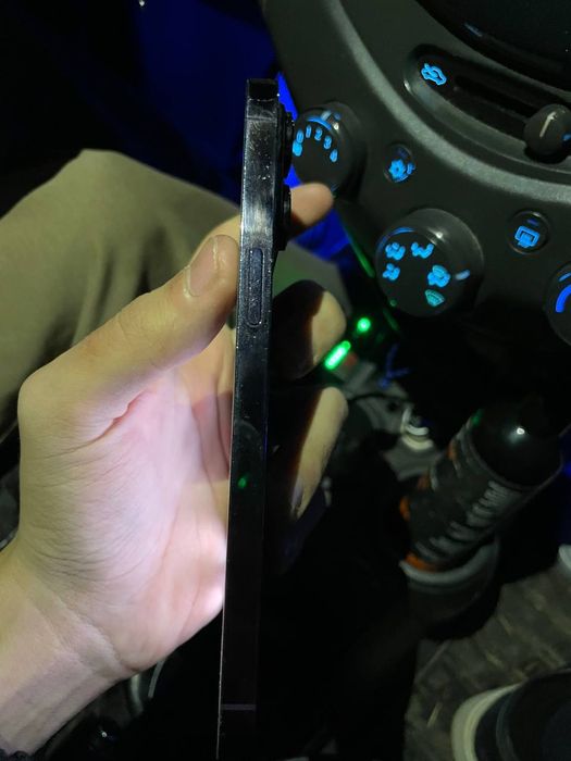 Iphone 14 pro max 128 gb 2 ta simkartali holati zor 85% yamkost