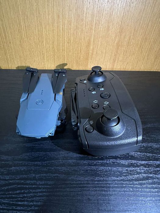 Нов мини дрон с HD камера и кутия